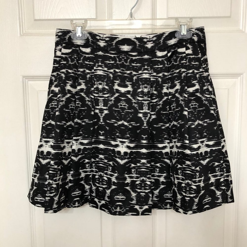 J. Crew Blurred Ikat Short Skirt B4435 Size 2